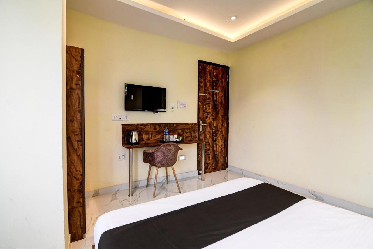 Hotel Collection O The Hastings Club 4*