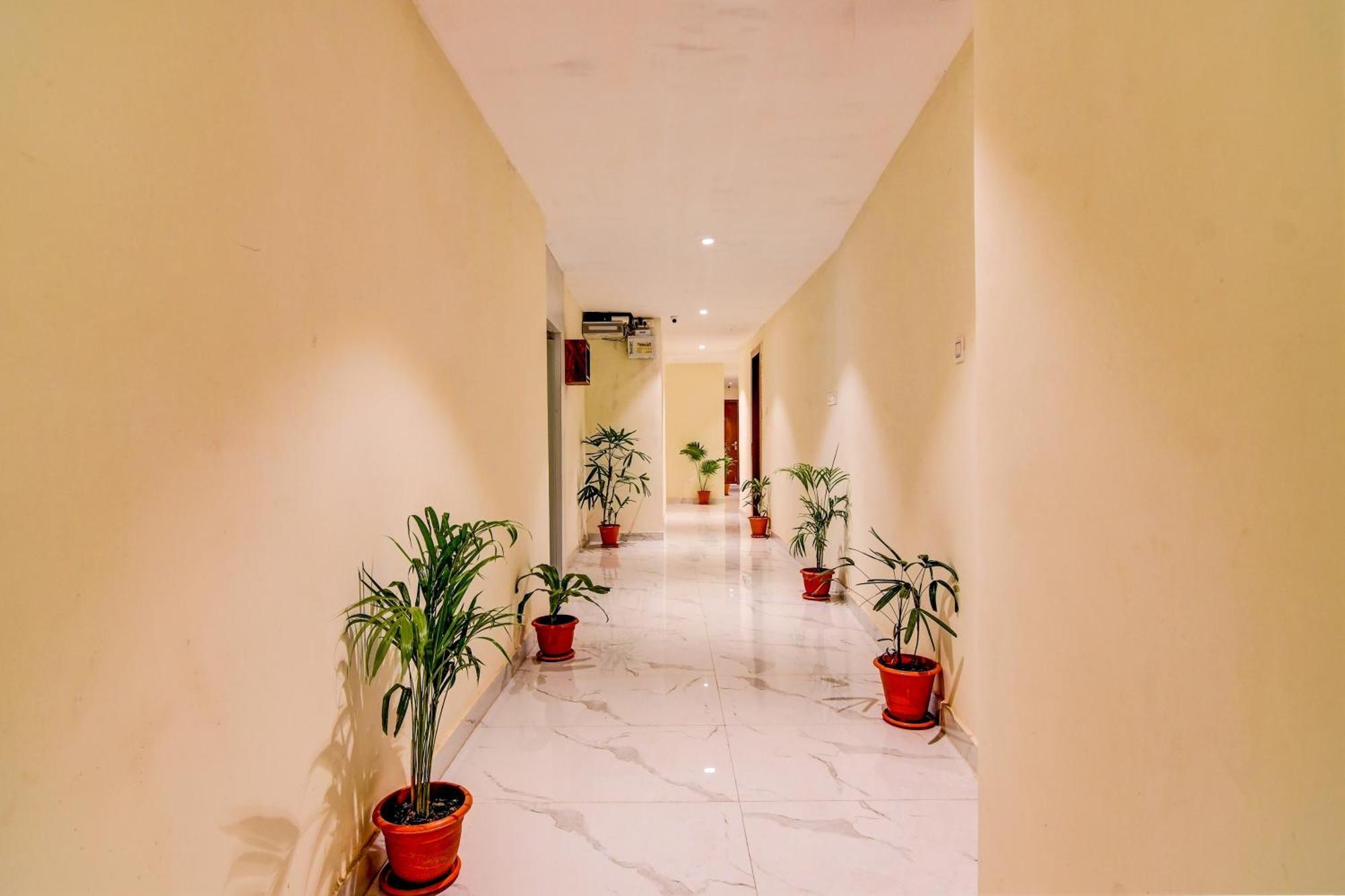 Collection O The Hastings Club Kolkata